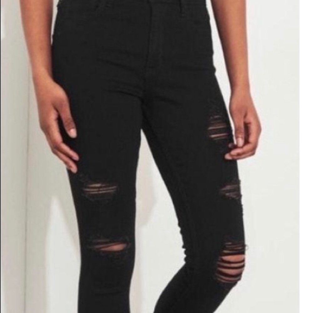 Hollister black ripped skinny jeans